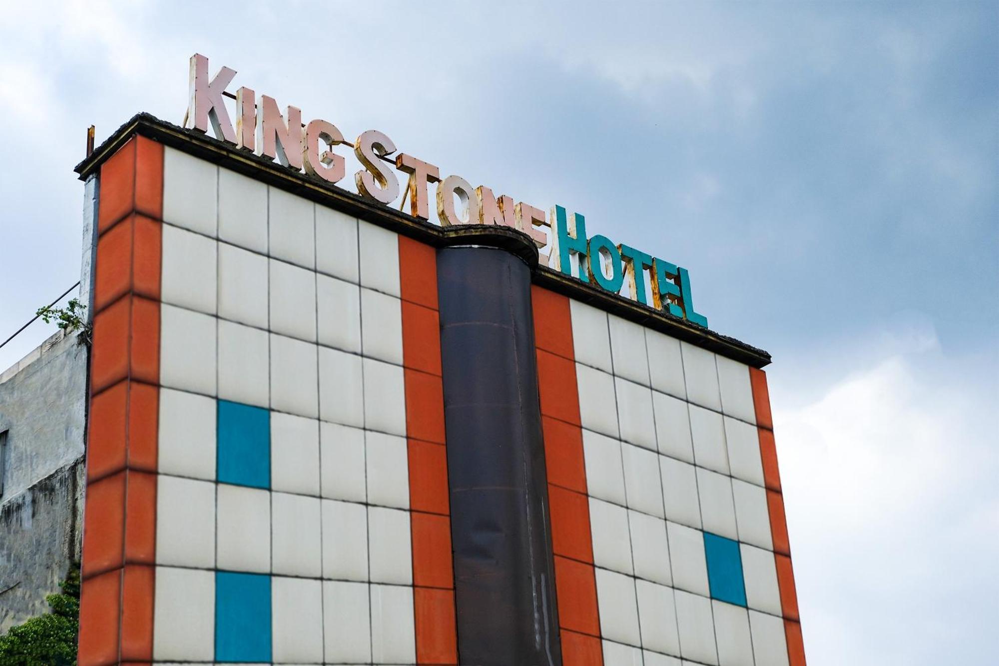 King Stone Hotel Mencil Exterior foto